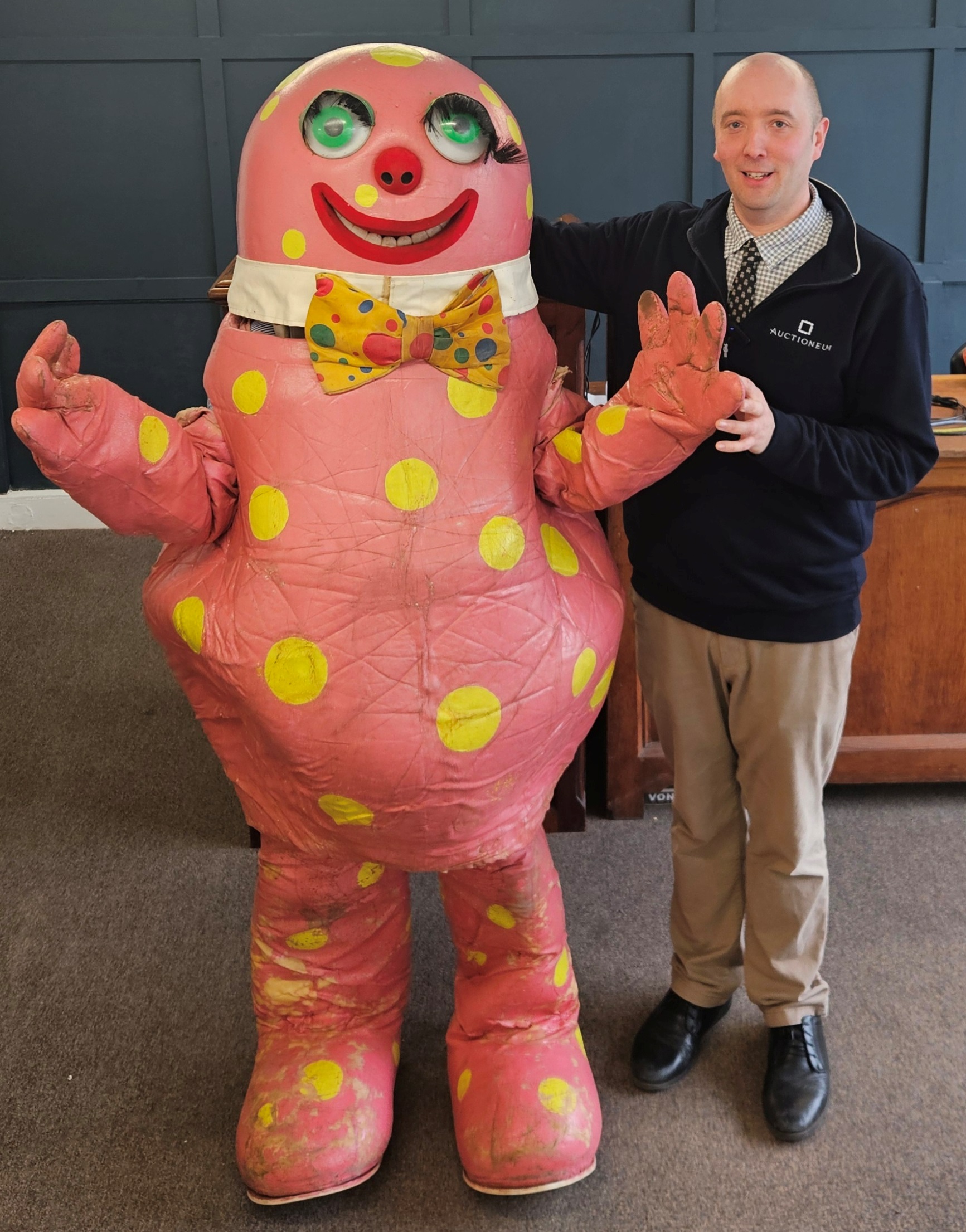 Mr Blobby Crashes Into Auction