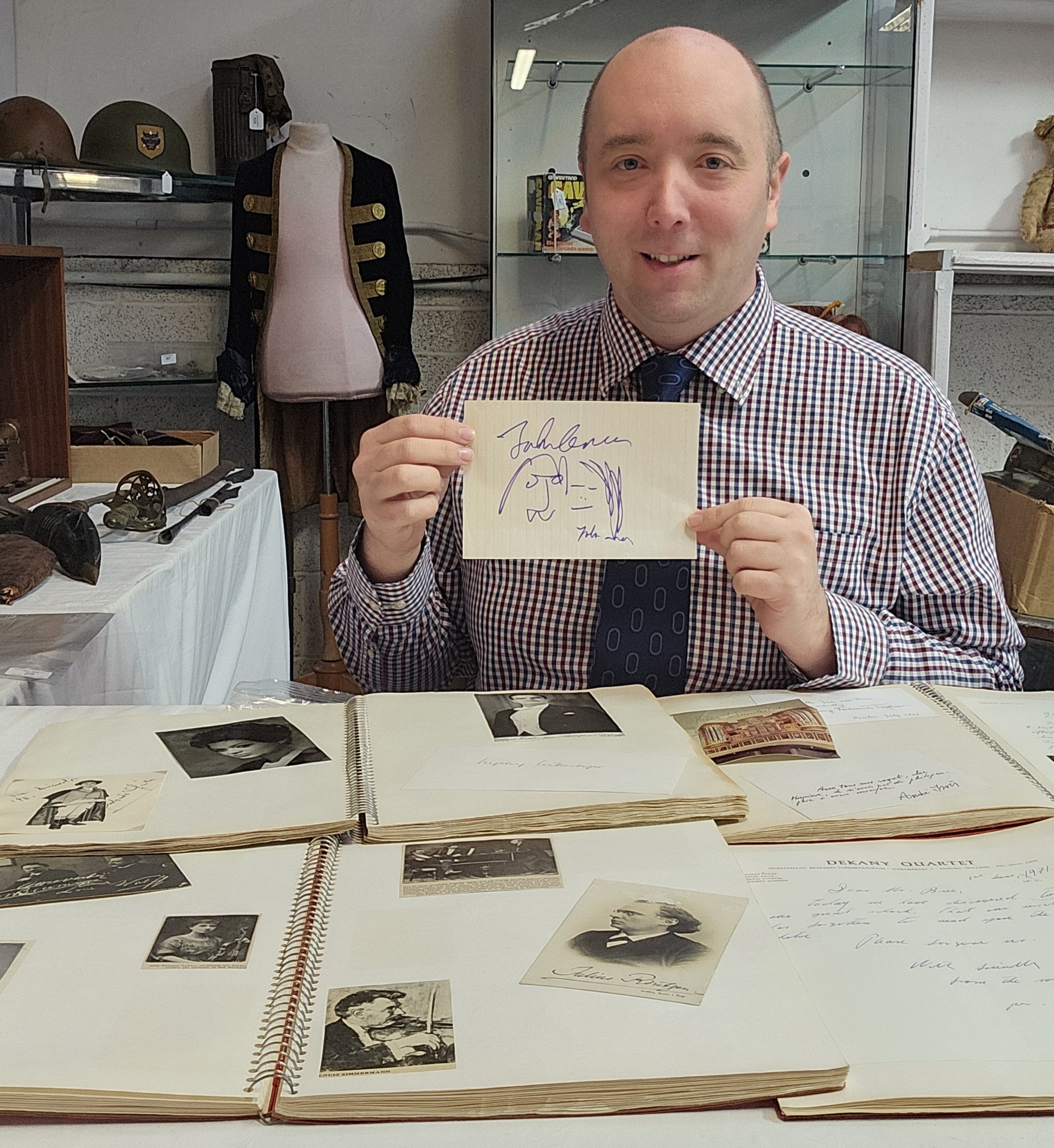 AUTOGRAPHS & MEMORABILIA EVENT | BATH |