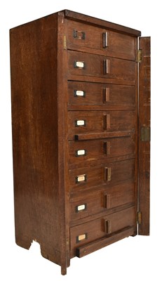 Lot 210 - PRIVATE COLLECTION OF DERREN BROWN - 1930S OAK WELLINGTON CHEST OF DRAWERS