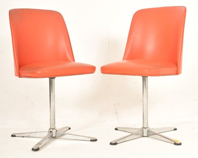 Lot 381 - PAIR OF RETRO LATE 20TH CENTURY LEATHERETTE OFFICE SWIVEL CHAIRS