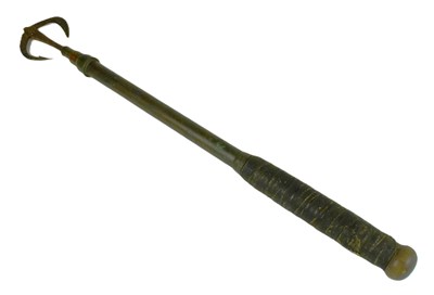 Lot 298 - UNUSUAL SICKLE ENDED EXTENDING TOOL