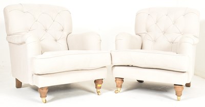 Lot 460 - PAIR OF CONTEMPORARY HIGH-END DESIGNER BUTTON BACK ARMCHAIRS