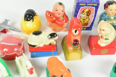 Lot 454 - COLLECTION OF VINTAGE NOVELTY PENCIL SHARPENERS