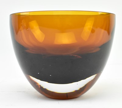 Lot 156 - 20TH CENTURY STUDIO ART GLASS AMBER CASED BOWL