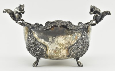 Lot 8 - ROCKFORD - VINTAGE AMERICAN SILVER PLATED NUT BOWL .CO 2605