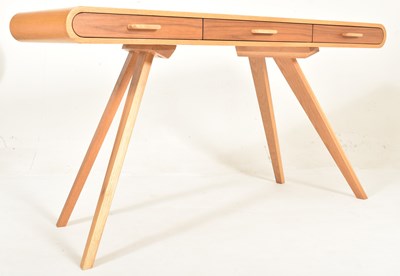 Lot 430 - BRITISH MODERN DESIGN OAK WOOD CONSOLE HALL TABLE DESK