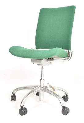 Lot 330 - VERCO - MODERN DESIGN OFFICE SWIVEL DESK CHAIR