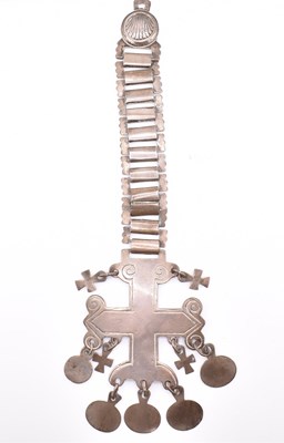 Lot 114 - MAPUCHE TRAPELACUCHA PECTORAL CROSS ORNAMENT