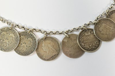 Lot 80 - VAUDEVILLE / THEATRE - NECKLACE ENGRAVED WITH THEATRE MANAGERS