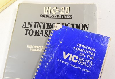 Lot 427 - RETRO GAMING - VINTAGE VIC-20 COMMODORE HOME COMPUTER