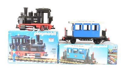 Lot 317 - PLAYMOBIL SYSTEM ELECTRIC G SCALE STEAM TRAIN LOCOMOTIVE ENGINE AND CAR