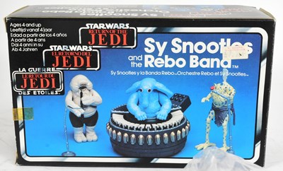 Lot 252 - STAR WARS - ORIGINAL SY SNOOTLES & MAX REBO BAND BOXED PLAYSET