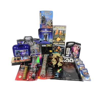 Lot 97 - STAR WARS - LARGE COLLECTION OF ASSORTED MEMORABILIA
