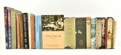 Lot 202 - AFRICA. COLLECTION OF VINTAGE 20TH CENTURY TRAVEL WORKS & COFFEE TABLE BOOKS