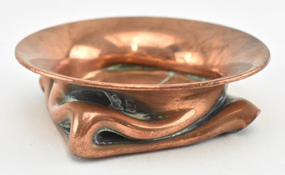 Lot 9 - EARLY 20TH CENTURY ARTS & CRAFTS UNUSUAL COPPER TRINKET DISH
