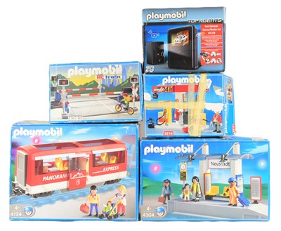 Lot 477 - PLAYMOBIL - COLLECTION OF ASSORTED TRAIN PLAYSETS & ACCESORIES