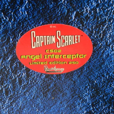 Lot 573 - CAPTAIN SCARLET – GERRY ANDERSON – ROBERT HARROP FIGURINE / STATUE