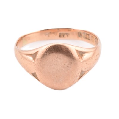 Lot 197 - HALLMARKED 9CT ROSE GOLD SIGNET RING