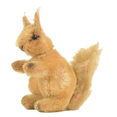 Lot 294 - TEDDY BEARS - VINTAGE STEIFF SQUIRREL