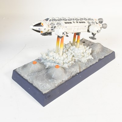 Lot 404 - SPACE 1999 – GERRY ANDERSON – ROBERT HARROP FIGURINE / STATUE