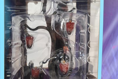 Lot 437 - JOHN WICK - DIAMOND SELECT 10 INCH PVC ACTION FIGURE