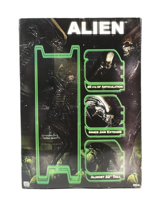 Lot 408 - ALIEN - NECA 18 INCH ALIEN ACTION FIGURE