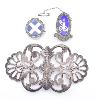 Lot 263 - VICTORIAN HALLMARKED SILVER NURSES BELT & SCOTTISH SILVER NURSING BROOCH PINS