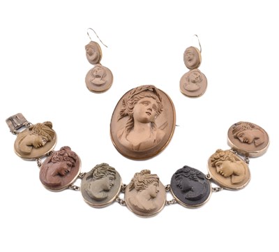 Lot 142 - 19TH CENTURY VICTORIAN GRAND TOUR LAVA CAMEO JEWELLERY SUITE