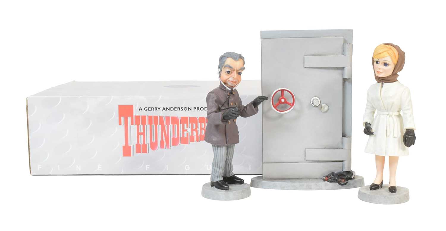 Lot 530 - THUNDERBIRDS – GERRY ANDERSON – ROBERT HARROP FIGURINE / STATUE