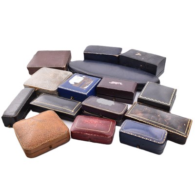 Lot 388 - COLLECTION OF ANTIQUE VINTAGE & MODERN JEWELLERY BOXES