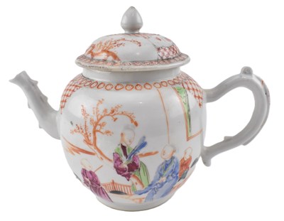 Lot 64 - QING QIANLONG FAMILLE ROSE TEAPOT 清 乾隆 粉彩人物茶壶