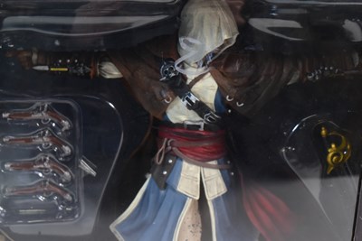 Lot 517 - ASSASSINS CREED - UBI COLLECTIBLES ASSASSIN'S CREED EDWARD KENNY FIGURE