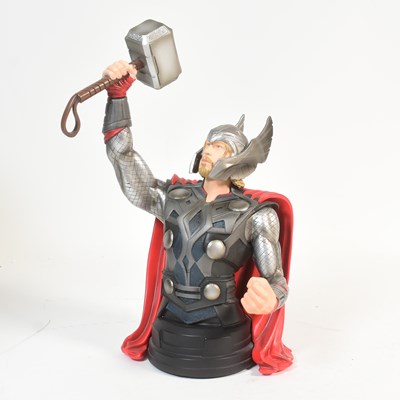 Lot 493 - THOR - DIAMOND SELECT COLLECTIBLE BUST