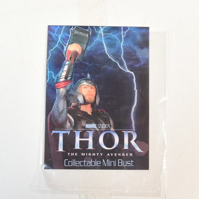 Lot 493 - THOR - DIAMOND SELECT COLLECTIBLE BUST