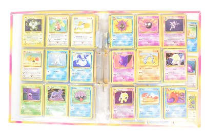 Lot 700 - POKEMON - WOTC VINTAGE POKEMON TRADING CARDS