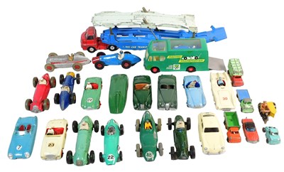 Lot 15 - CORGI & DINKY - COLLECTION OF ASSORTED VINTAGE DIECAST MODELS