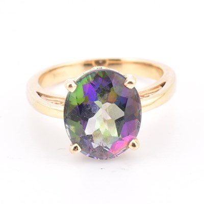 Lot 178 - 14CT GOLD & MYSTIC TOPAZ RING