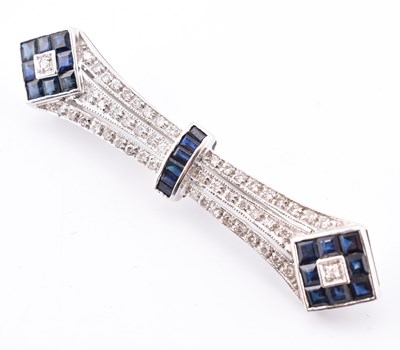 Lot 29 - ART DECO 18CT GOLD SAPPHIRE & DIAMOND BROOCH PIN