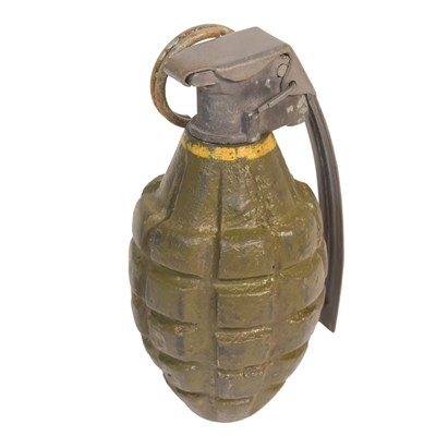 Lot 169 - WWII SECOND WORLD WAR US UNITED STATES PINEAPPLE GRENADE