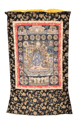 Lot 272 - 20TH CENTURY TIBETAN THANGKA DEPICTING CHATURBHUJA MAHAKALA 二十世纪大黑天唐卡