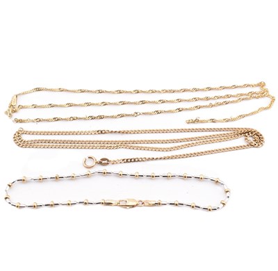 Lot 363 - TWO 9CT GOLD CHAIN NECKLACES & 9CT BICOLOUR CHAIN BRACELET