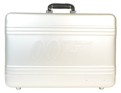 Lot 190 - JAMES BOND 007 - SWATCH WATCH SILVER BRIEFCASE