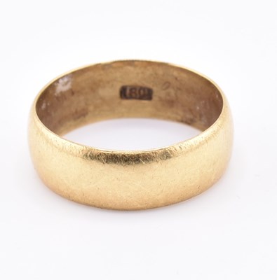 Lot 159 - 18CT GOLD BAND RING