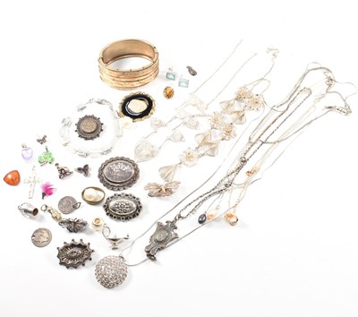 Lot 286 - MIXED LOT OF JEWELLERY