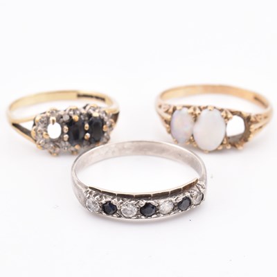 Lot 277 - TWO HALLMARKED 9CT GOLD & GEM SET RINGS AF & 9CT ON SILVER RING