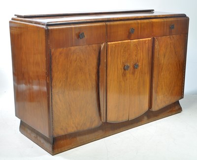 Lot 559 - POST WAR 20TH CENTURY ART DECO SIDEBOARD CREDENZA