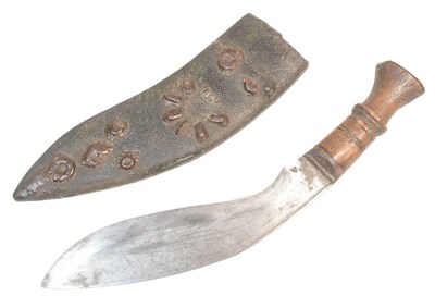 Lot 322 - 19TH CENTURY INDIAN KUKRI KNIFE DAGGER