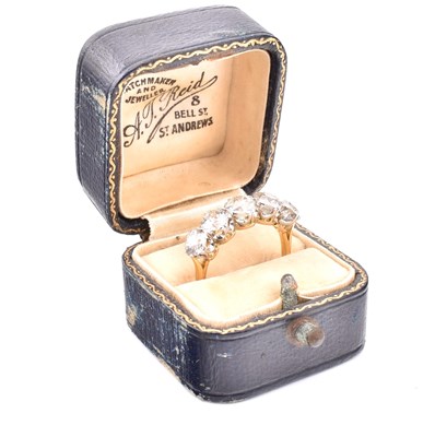 Lot 35 - 18CT GOLD & PLATINUM DIAMOND FIVE STONE RING