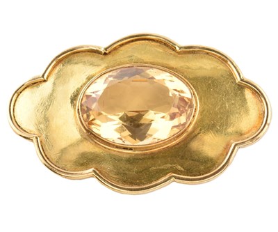 Lot 47 - GOLD & CITRINE CLOUD BROOCH PIN