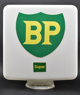 Lot 11 - BP SUPER - 1940S GLASS PETROL PUMP GLOBE